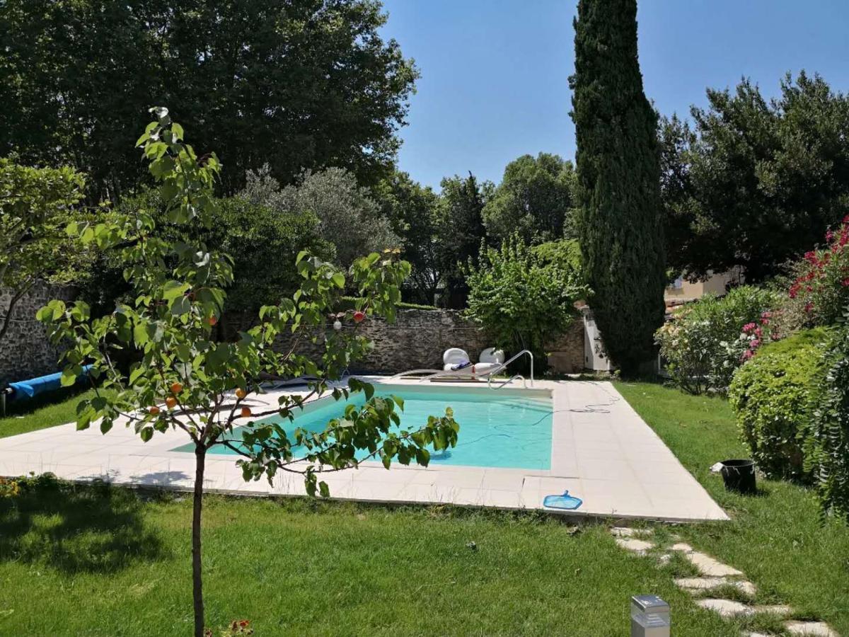 La Petite Maison De Lingling Mornas Εξωτερικό φωτογραφία