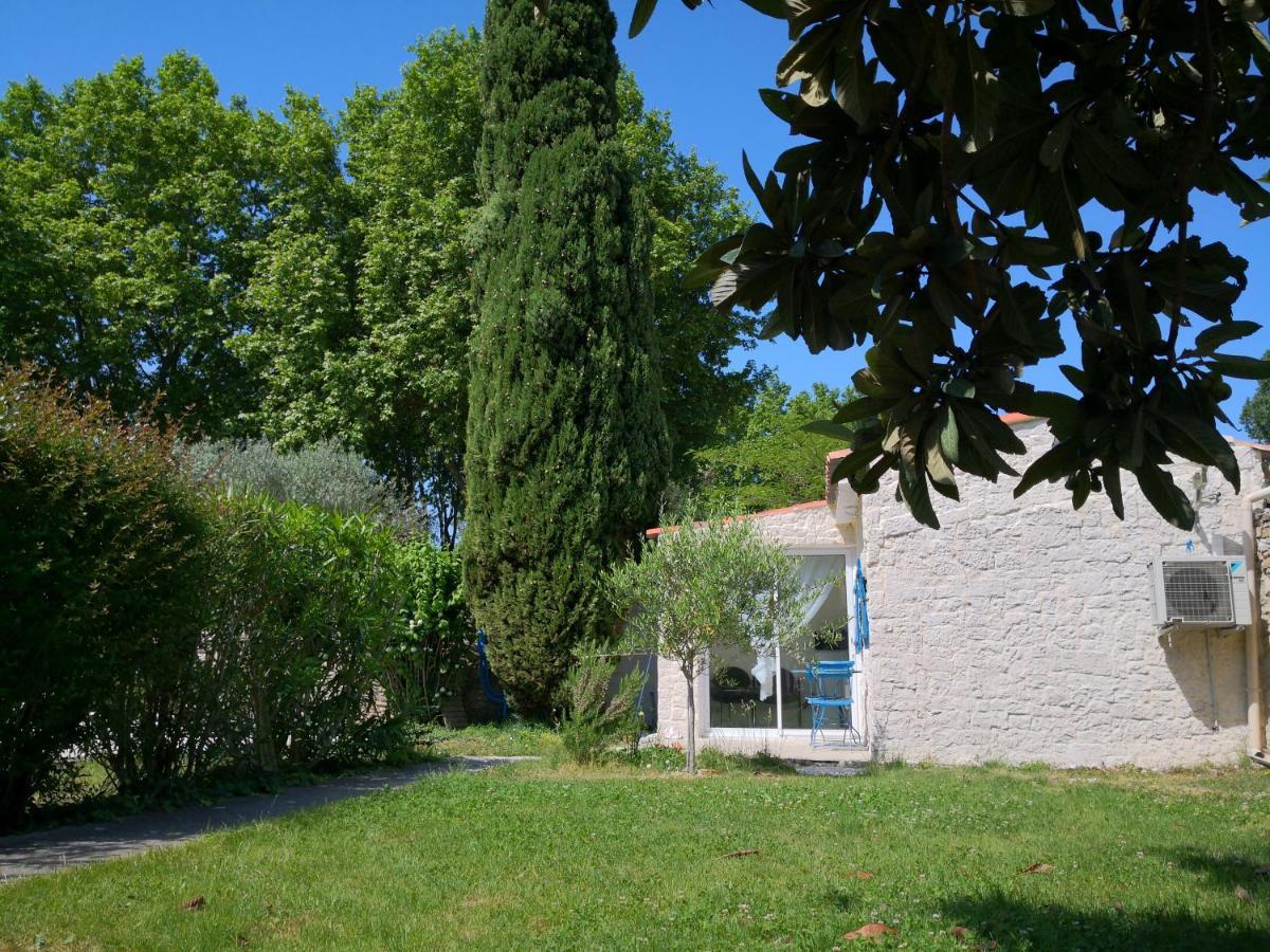 La Petite Maison De Lingling Mornas Εξωτερικό φωτογραφία